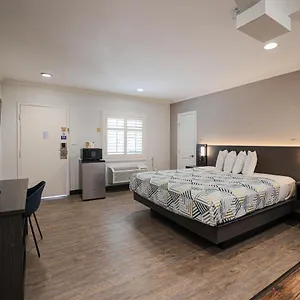 6, Tustin, Orange County-ca ** Tustin